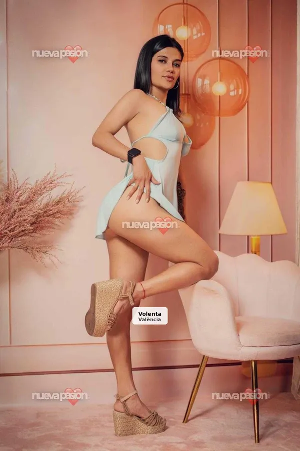 Dayana: hermosa colombiana muy complaciente