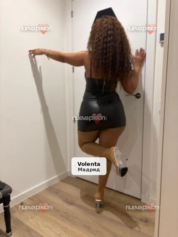 Jany, passionate, fun-loving, and very hot Latina