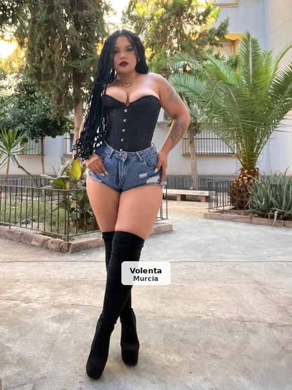 Mia, sensualidad y fiesta en Murcia