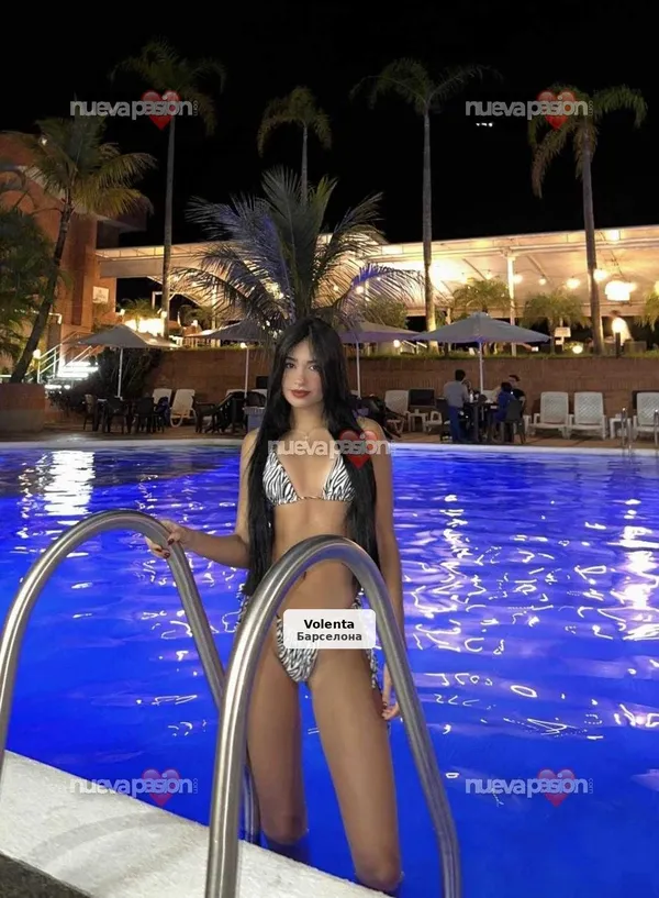 Lucía: Experiencia premium e inolvidable 🌹