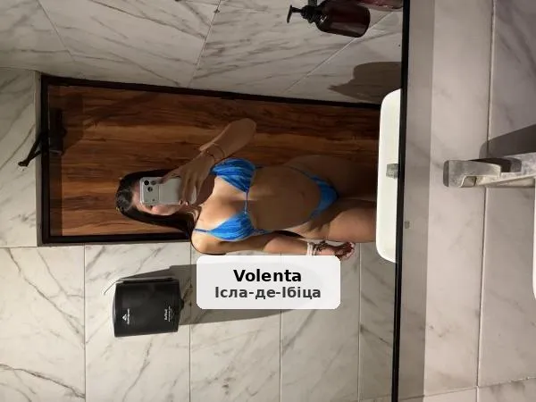 Andrea, seda que sabe a deseo en Ibiza
