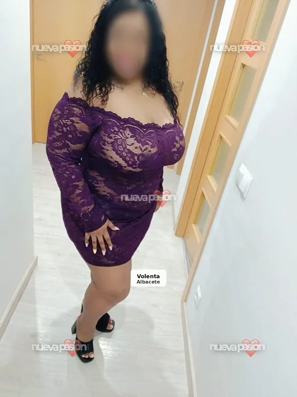 Cristal, latina curvy a Albacete