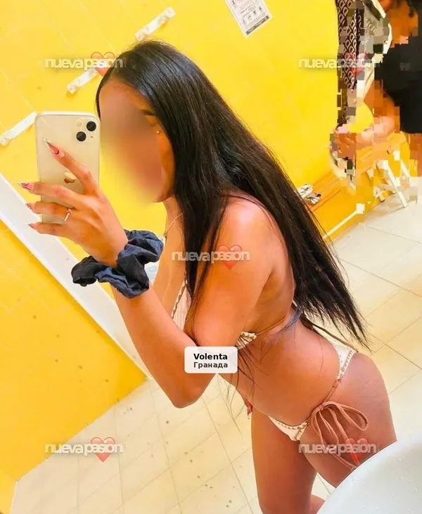 Hot Latinas in Granada