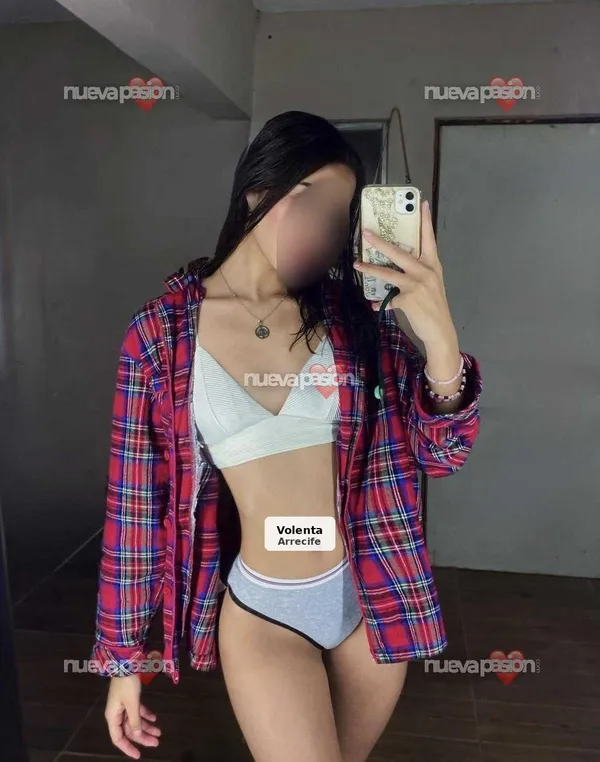 Darlenia, escort maca i molt desitjable