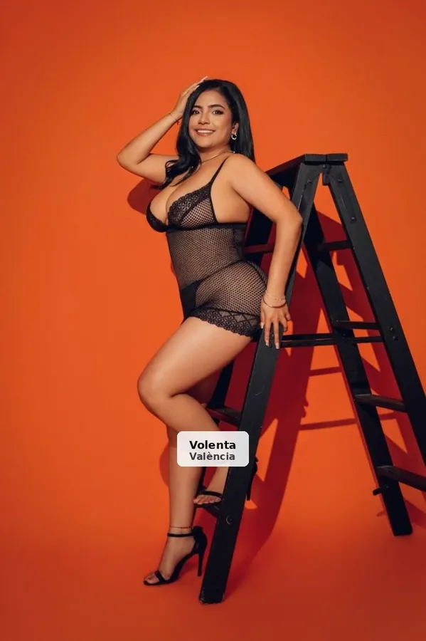 Isabel, very hot and passionate Latina