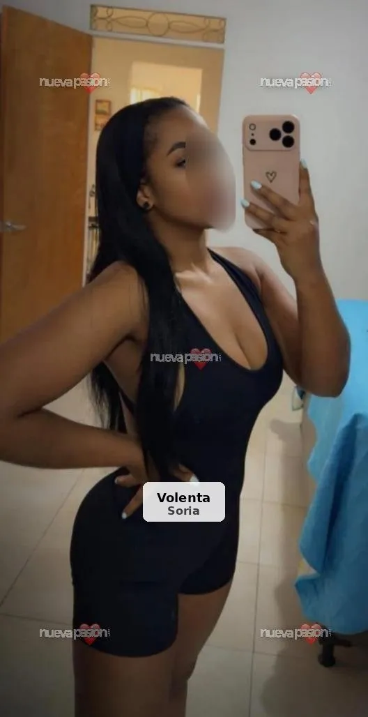 Mari, fiery, playful and pleasurable Latina