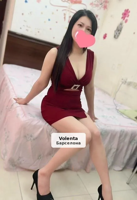 Asian massage therapists: sensuality and relaxation