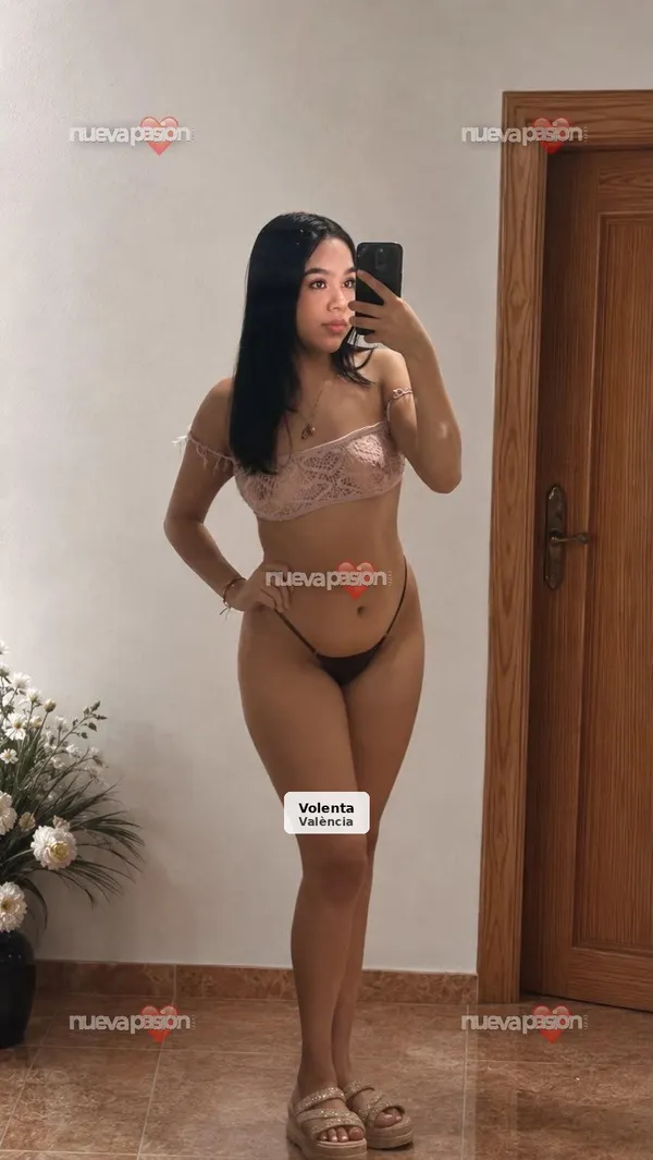 Eva, una mujer muy cachonda y divertida