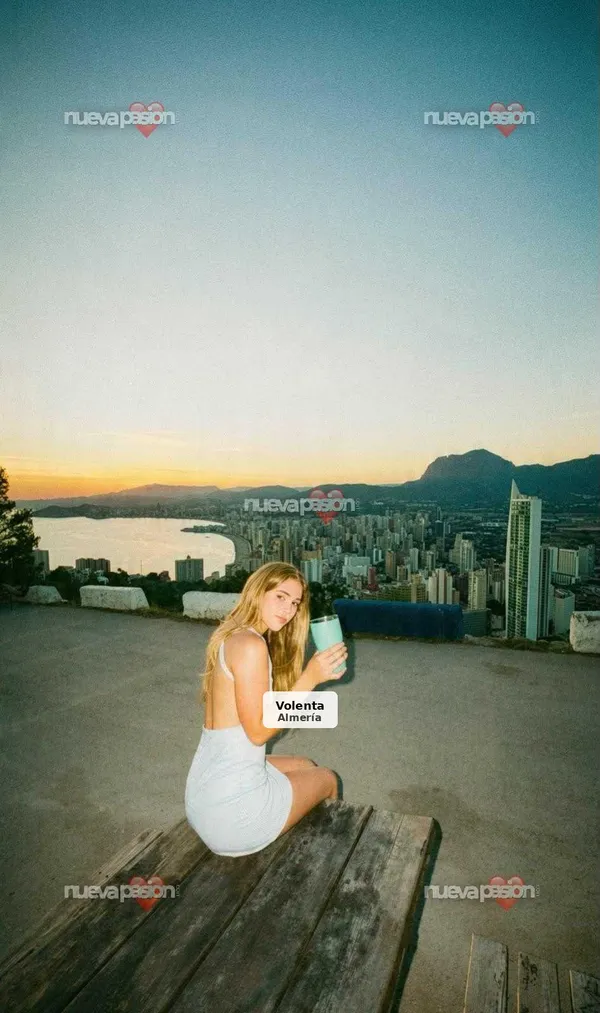 Valeria, young and independent Paraguayan woman