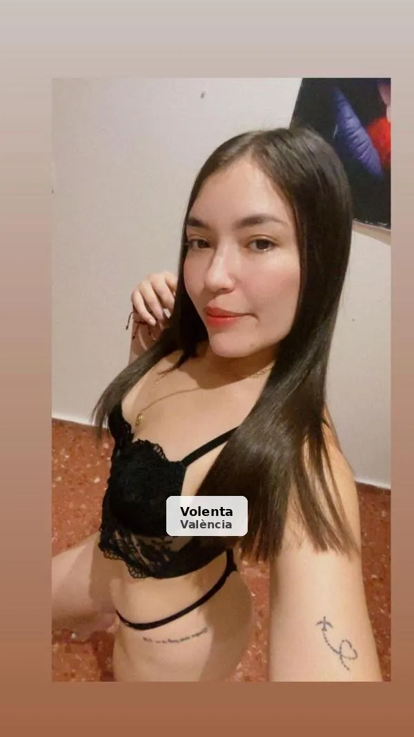 Sara, latina fogosa y muy seductora