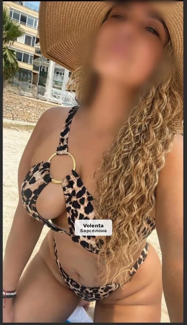 Luna, madura, rubia, natural y encantadora