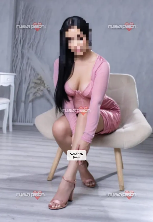 Rachel, jovencita latina de novedad