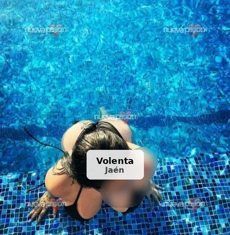 Morena encantadora, cariñosa e implicada