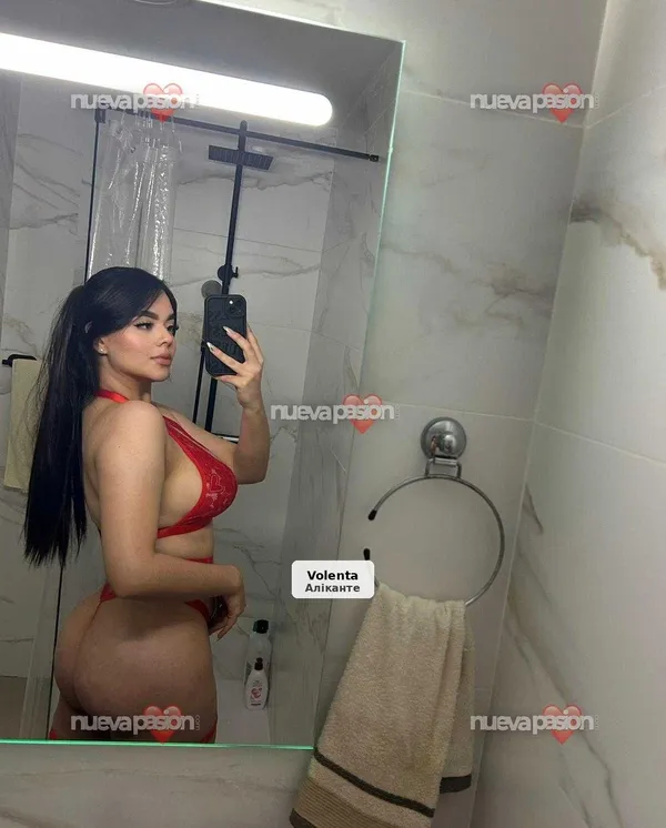 Sharick, joven latina muy fiestera ❤️ 24 h