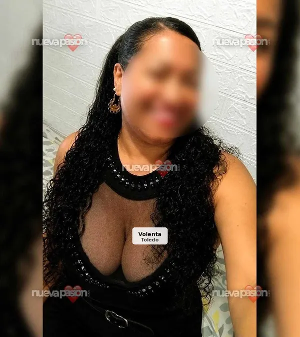 Dayana, explosiva colombiana festiva 24 h