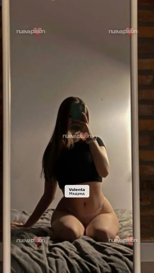 Dana, latina ardiente nueva en la zona