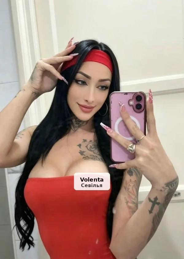 Estefanny, noia trans sexy i perversa