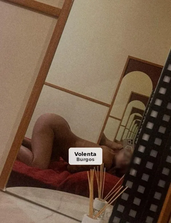 Sofía, jove llatina molt luxuriosa