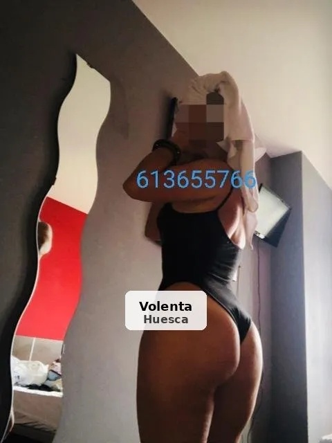 Laura, espanyola, novetat, tracte dolç i real
