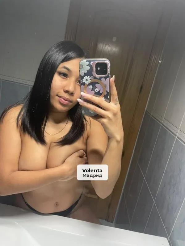 Mia, deliciosa latina, disponible 24 h