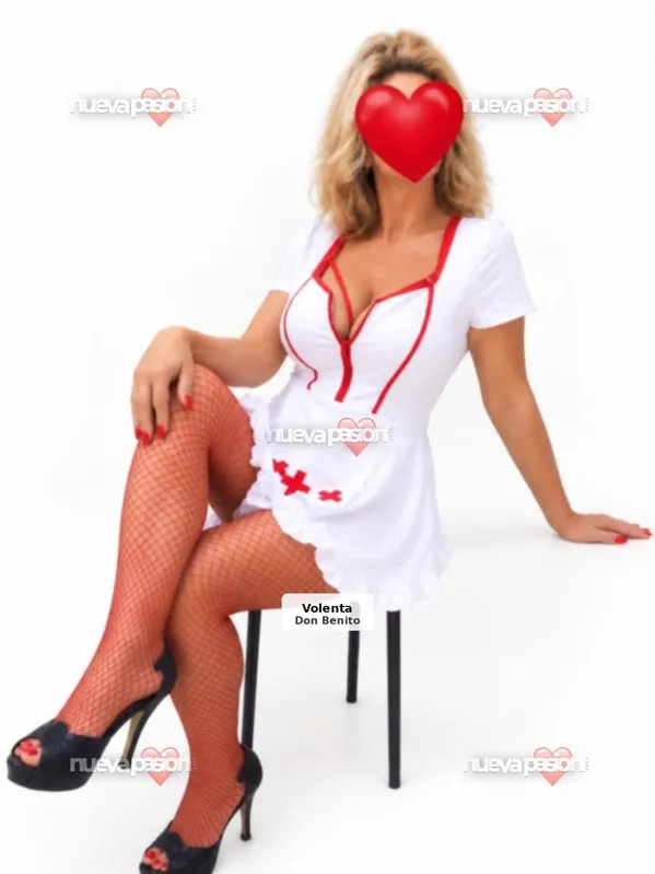 Valentina, daring mature Colombian woman