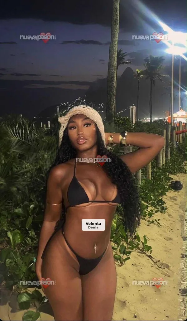 Chanel, sensual Latina brunette