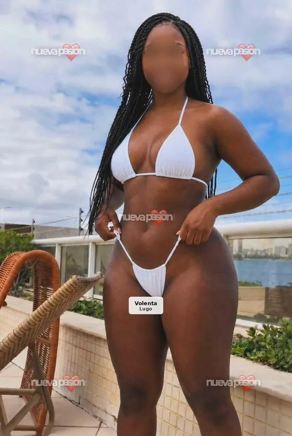 Natasha, bomba de sexo y pura lujuria