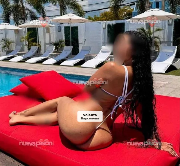 Kloe, dark-skinned Colombian, pure vice