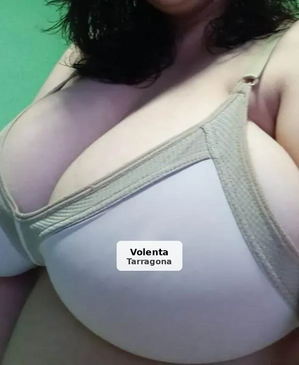 Madureta ardent, massatges i sexe complet