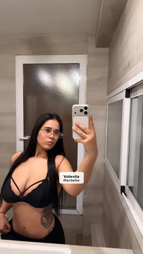 Sofia, joven y ardiente en Marbella