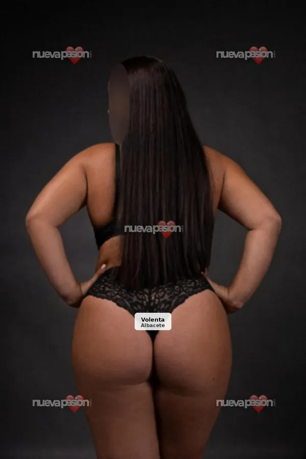 Bruna, brasileña explosiva y fogosa en Albacete