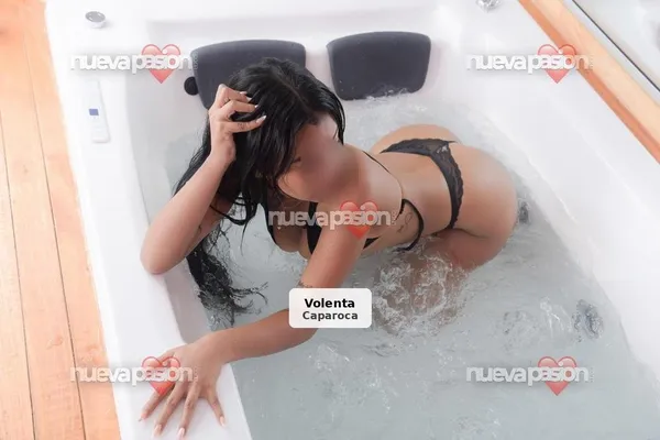 Oriana, hot Venezuelan, fun-loving and sensual