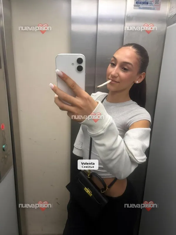 Julia, hot, seductive and exclusive