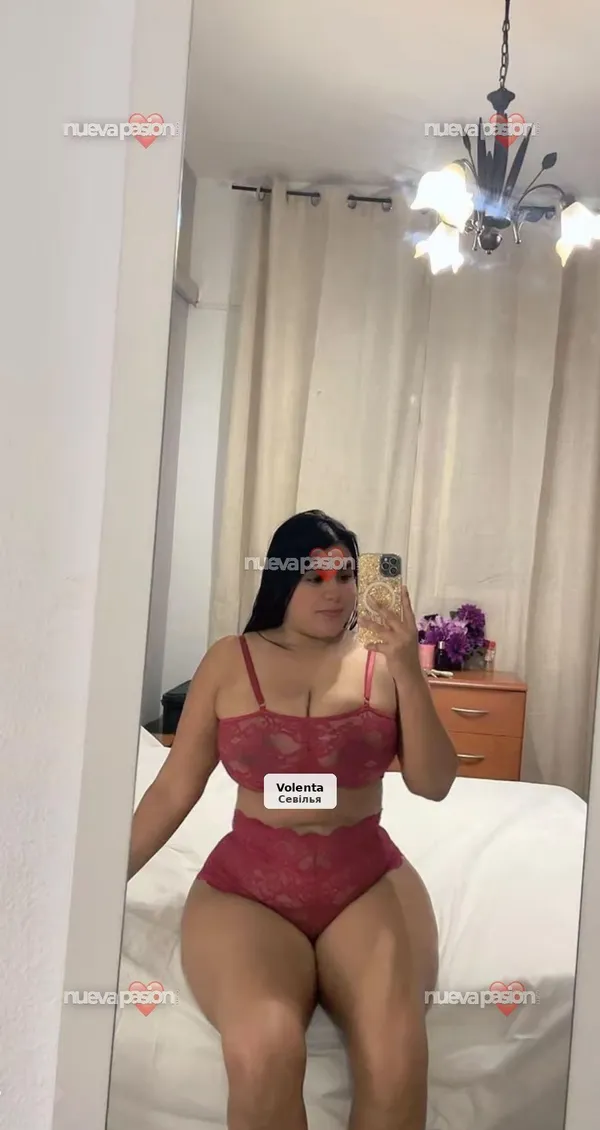 Brenda, 27 years old, pleasure expert