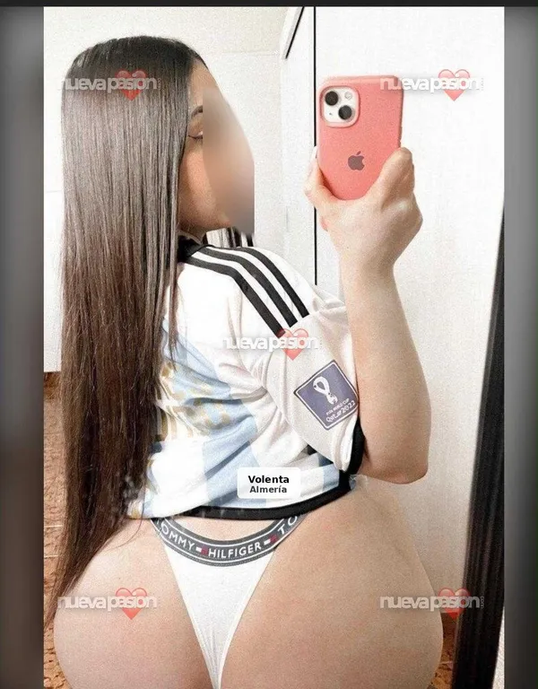 Susana, newcomer and party girl
