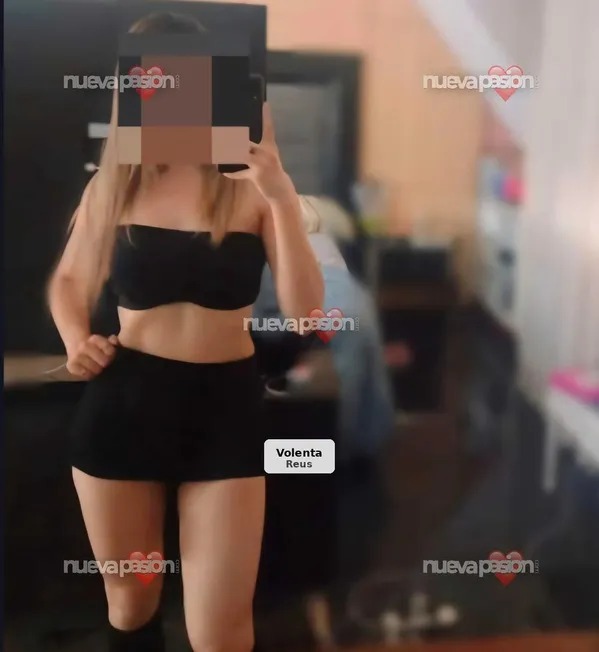 Pretty and affectionate blonde Latina in Lleida