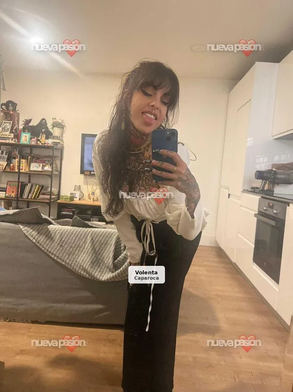 Laura, tatuada 25 años. Pasión y fuego