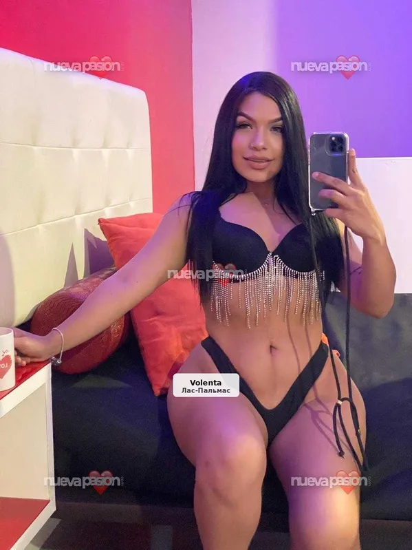 Mía, chica venezolana recién llegada