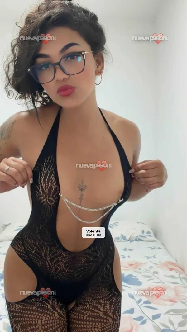 Marilyn, joven latina de 19 años