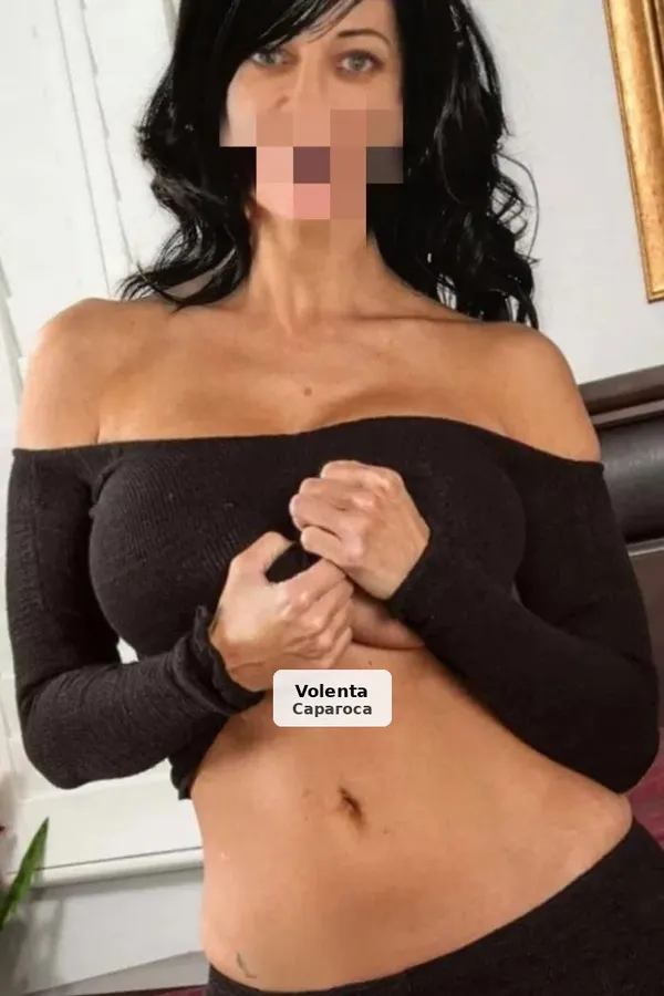 Silvia, elegancia y sensualidad en Zaragoza