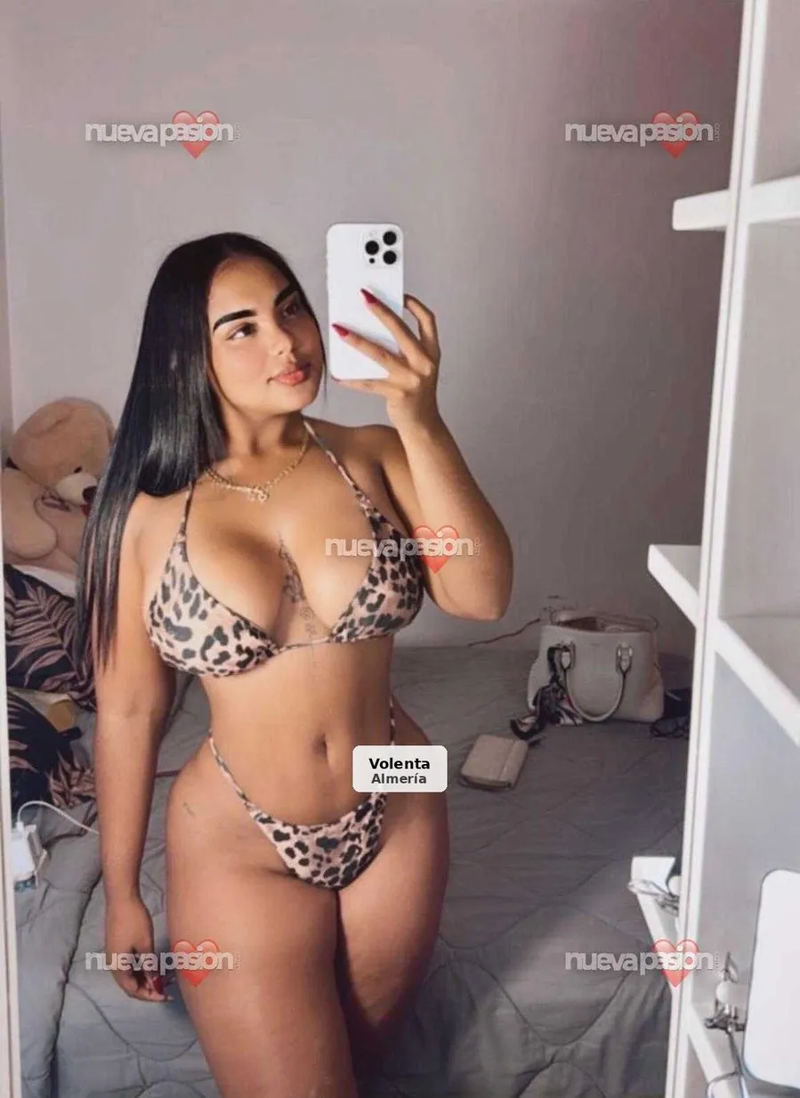 Merisel: Joven venezolana cariñosa - 1/4