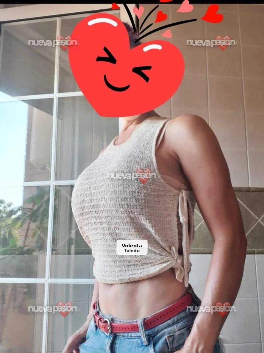 Yuli, friendly and fun Brazilian girl - 1/3
