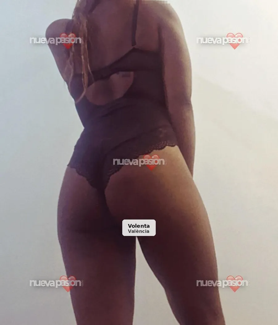 Africana muy fogosa, trato de novia - 1/2