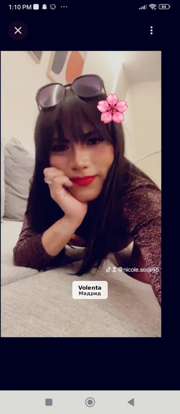Jade, trans llatina, activa i festiva - 1/3