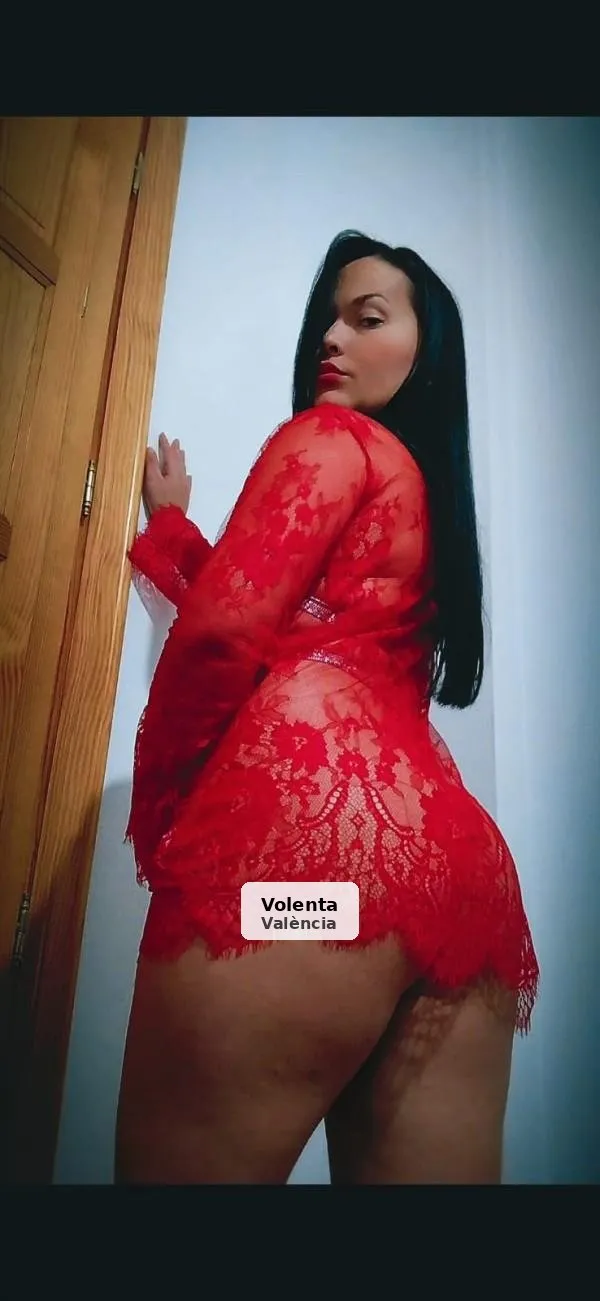 Valeria, llatina 27 anys, disposada a tot - 1/3
