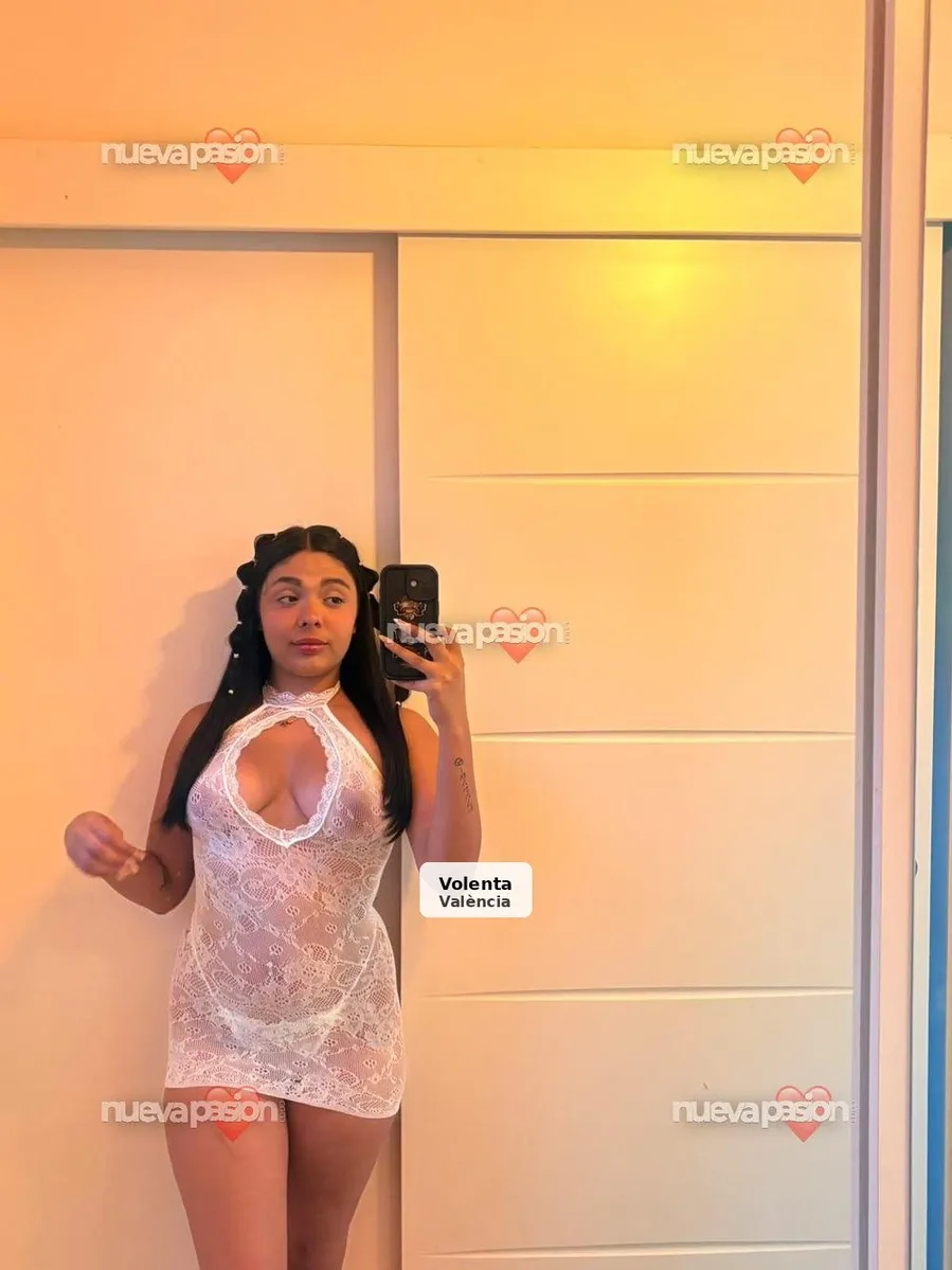 Belén, colombiana y diosa del amor - 1/4
