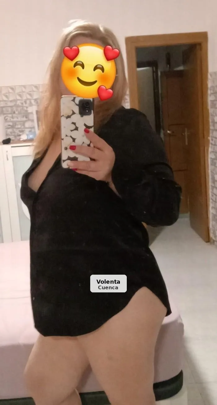 Rossi, horny and very party-loving mature woman - 1/4
