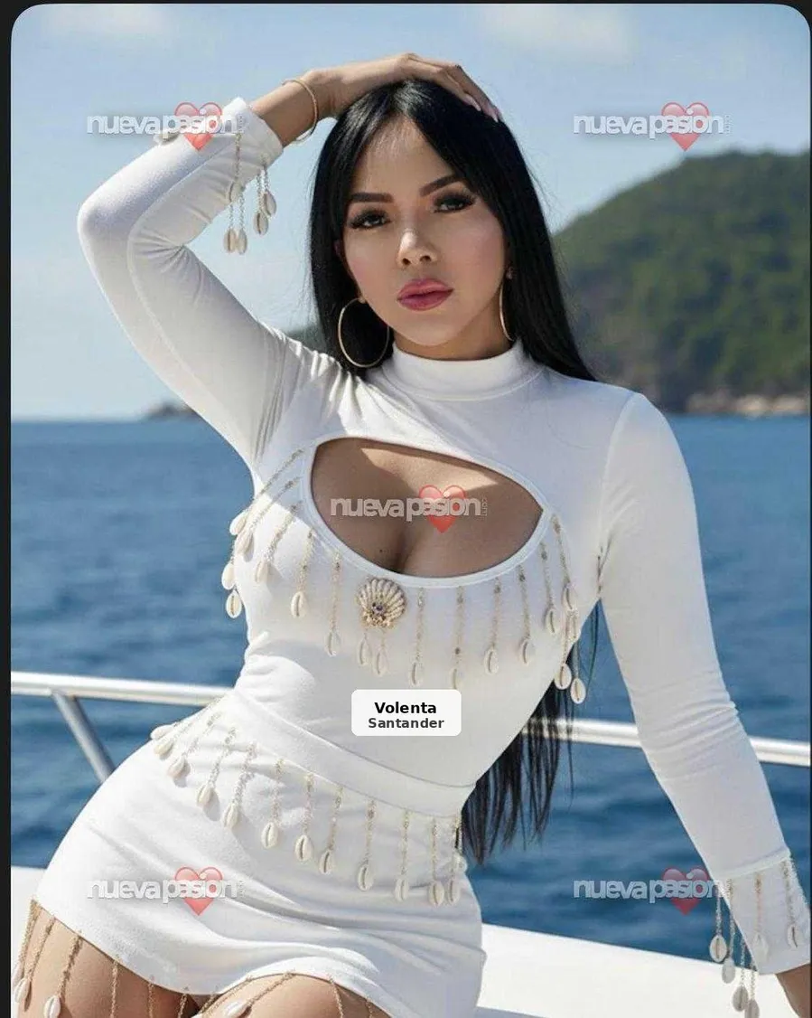 Sofía, hot and very involved - 1/9