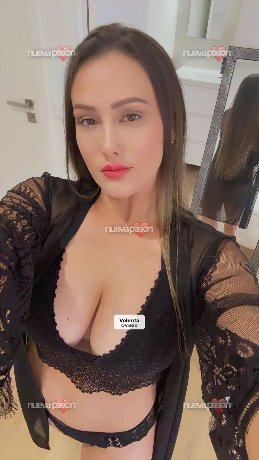Zara, una mujer cercana y con encanto natural - 1/7