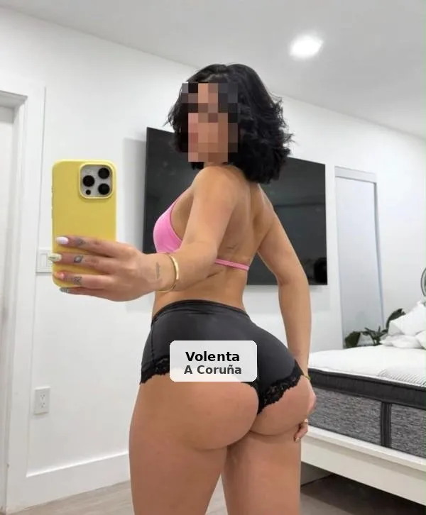 Brittany, latina calenta a A Coruña - 1/8
